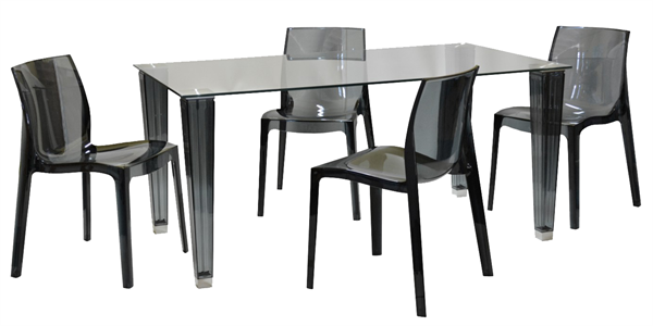 Designový jídelní set, stůl Sara a židle z polykarbonátu Erica